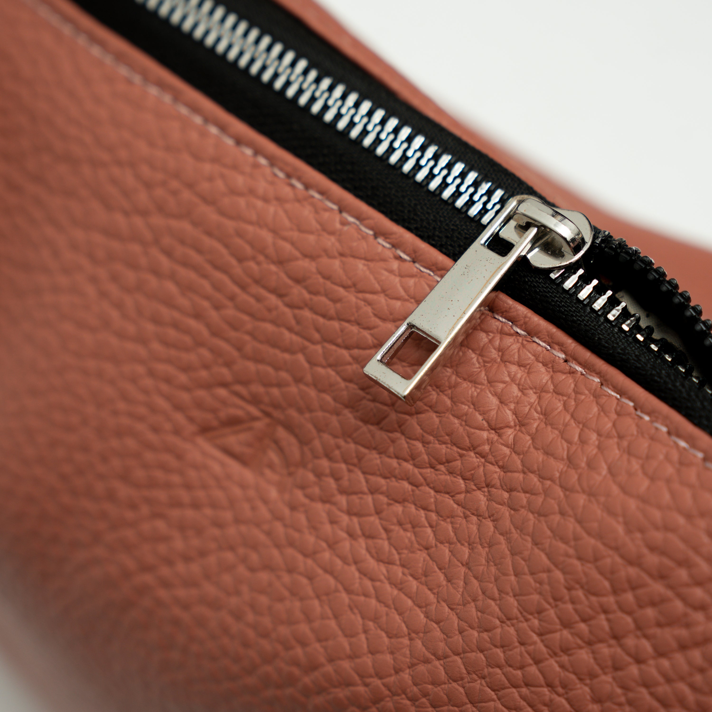 Leather Hobo Shoulder Bag Pink