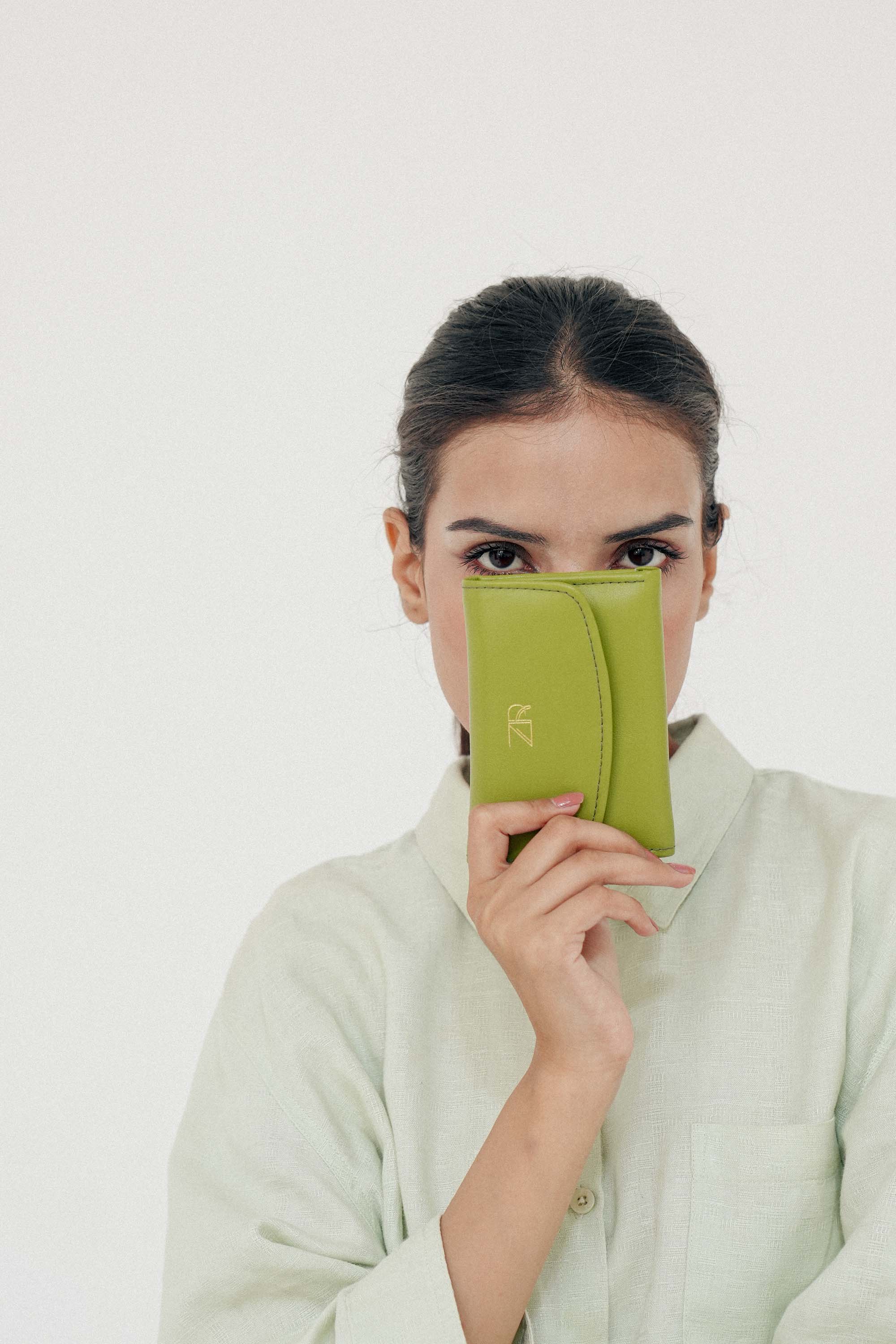 Compact Leather Wallet Green